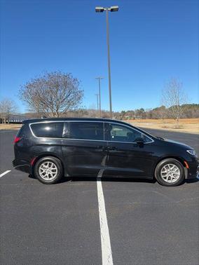 2025 Chrysler Pacifica L