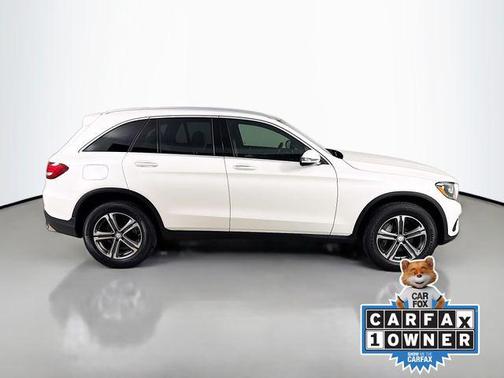 2017 Mercedes-Benz GLC 300 4MATIC