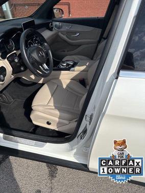 2017 Mercedes-Benz GLC 300 4MATIC