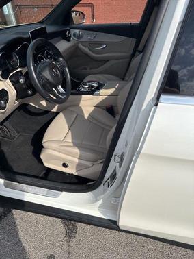 2017 Mercedes-Benz GLC 300 4MATIC