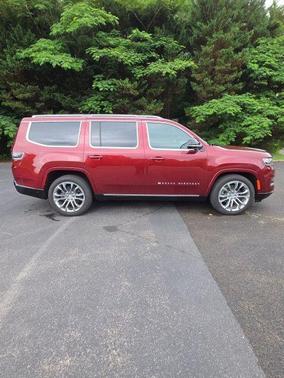 Velvet Red Pearlcoat 2023 Jeep Grand Wagoneer Series II 4x4