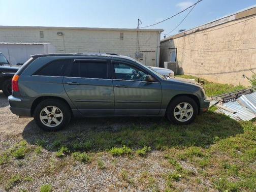 2005 Chrysler Pacifica Touring