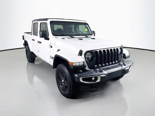2022 Jeep Gladiator Sport S
