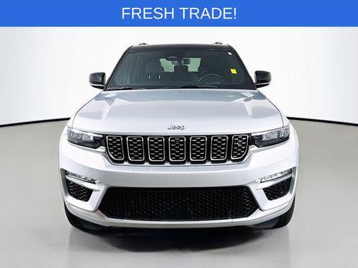 2023 Jeep Grand Cherokee Summit