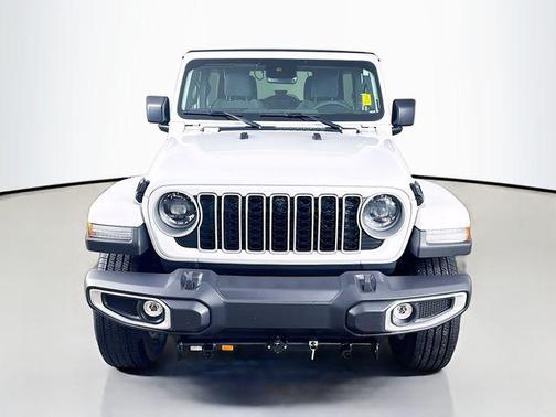 Bright White Clearcoat 2024 Jeep Wrangler 4-Door Sahara 4x4