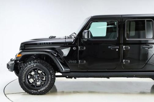 2024 Jeep Gladiator Willys