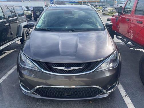 2019 Chrysler Pacifica Touring-L Plus