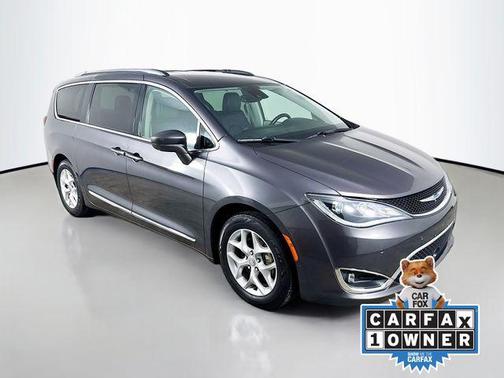 2019 Chrysler Pacifica Touring-L Plus