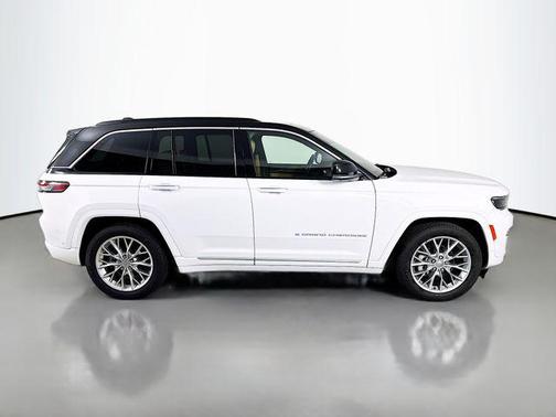 2024 Jeep Grand Cherokee Summit