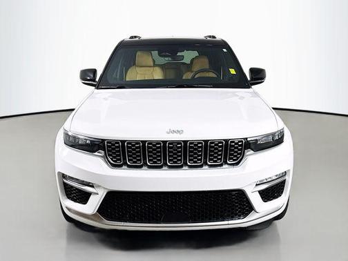 2024 Jeep Grand Cherokee Summit