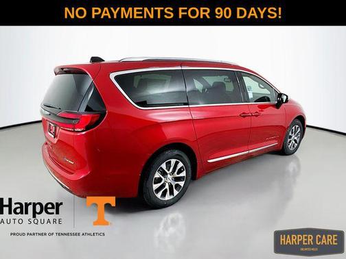 2025 Chrysler Pacifica L