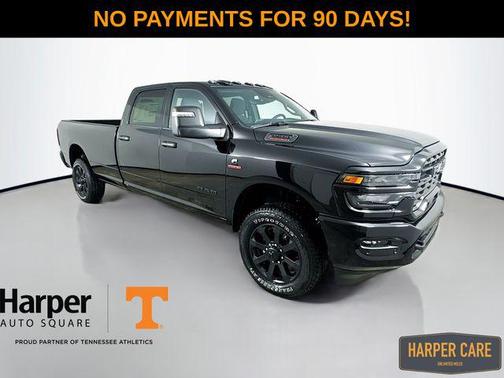 2025 RAM 3500 Big Horn Crew Cab 4x4 8' Box