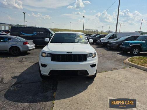 2021 Jeep Grand Cherokee Laredo