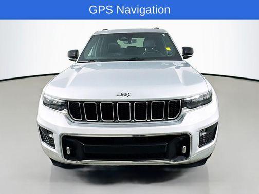 2022 Jeep Grand Cherokee Overland