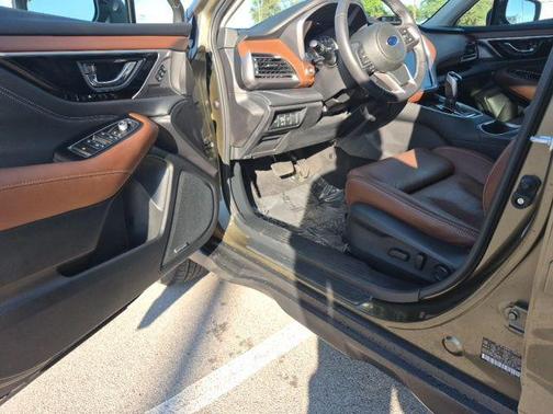 2022 Subaru Outback Touring