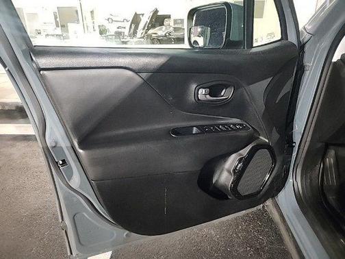 2018 Jeep Renegade Altitude