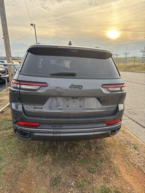 2023 Jeep Grand Cherokee L Summit Reserve