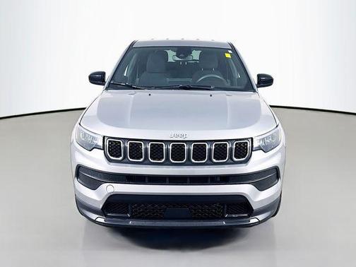 2023 Jeep Compass Sport
