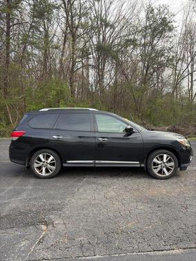 2015 Nissan Pathfinder Platinum