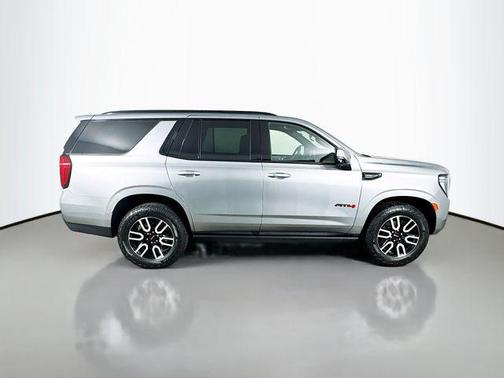 2023 GMC Yukon 4WD AT4