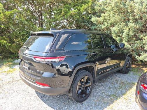 2023 Jeep Grand Cherokee Limited X
