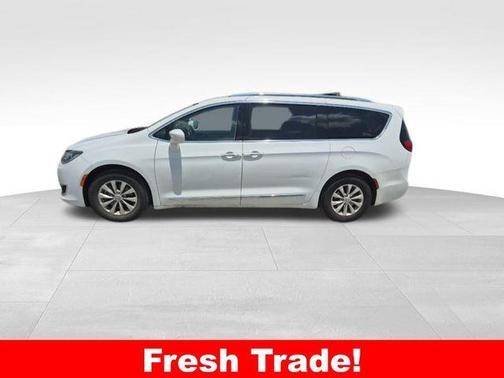 2018 Chrysler Pacifica Touring-L
