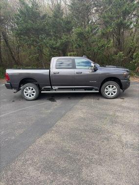 Granite Crystal Metallic Clearcoat 2025 RAM 2500 Laramie Crew Cab 4x4 6'4' Box