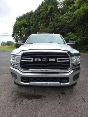 Bright White Clearcoat 2021 RAM 2500 Big Horn Crew Cab 4x4 8' Box