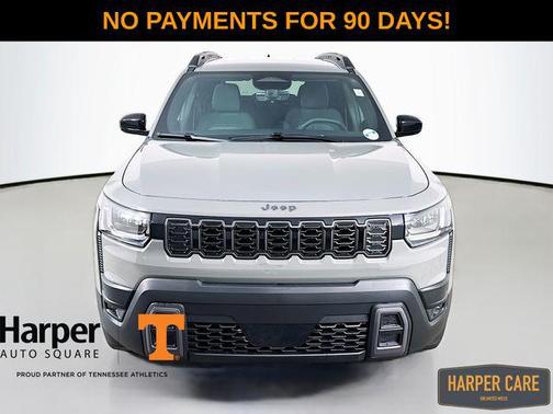 Sting-Gray Clearcoat 2026 Jeep Cherokee Laredo 4x4