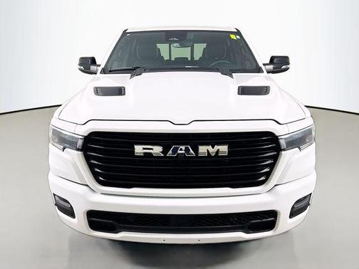 Bright White Clearcoat 2025 RAM 1500 Laramie