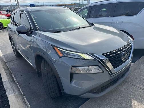2021 Nissan Rogue SL