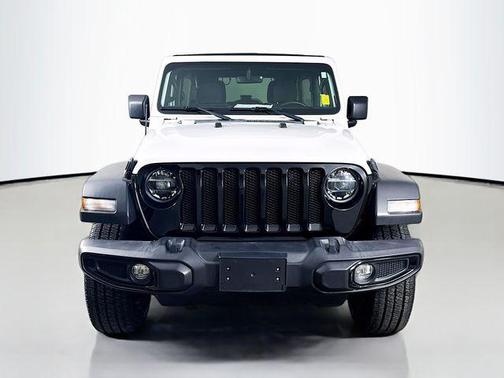 Bright White Clearcoat 2021 Jeep Wrangler Willys