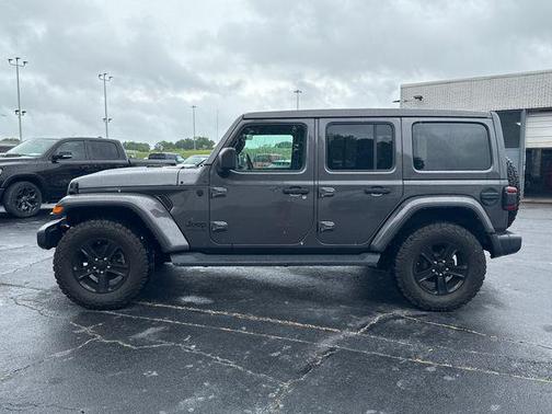 2021 Jeep Wrangler Unlimited Sahara