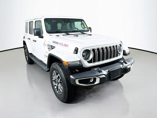 2024 Jeep Wrangler 4-Door Sahara 4x4