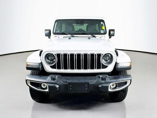 2024 Jeep Wrangler 4-Door Sahara 4x4