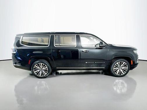 2023 Jeep Grand Wagoneer L Series III 4x4