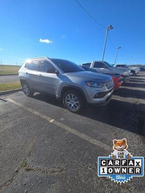 2022 Jeep Compass Latitude Lux