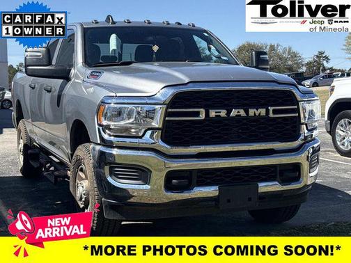 2024 RAM 2500 Tradesman Crew Cab 4x4 6'4' Box