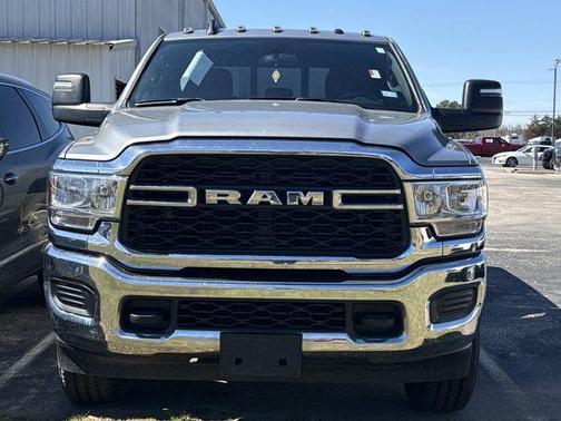 2024 RAM 2500 Tradesman Crew Cab 4x4 6'4' Box
