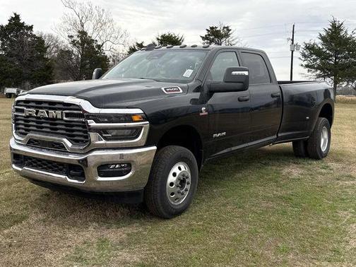 2026 RAM 3500 Lone Star Crew Cab 4x4 8' Box