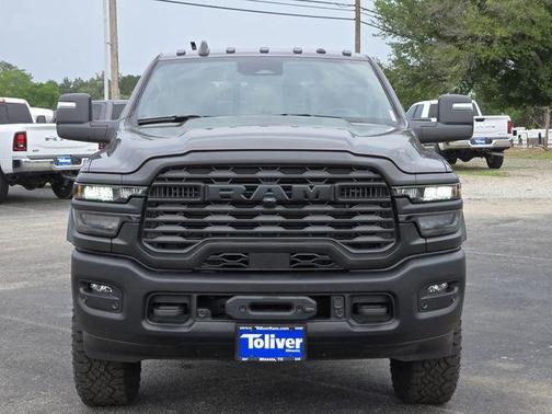 2025 RAM 2500 Tradesman Crew Cab 4x4 6'4' Box