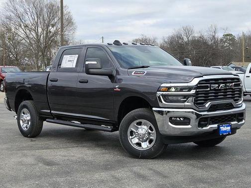 2026 RAM 2500 Tradesman Crew Cab 4x4 6'4' Box