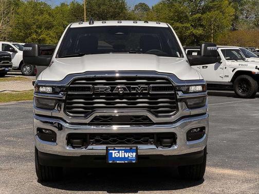 2025 RAM 2500 Lone Star Crew Cab 4x4 6'4' Box