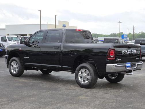 2025 RAM 2500 Lone Star Crew Cab 4x4 6'4' Box