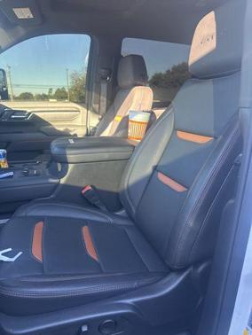 2025 GMC Sierra 2500 AT4