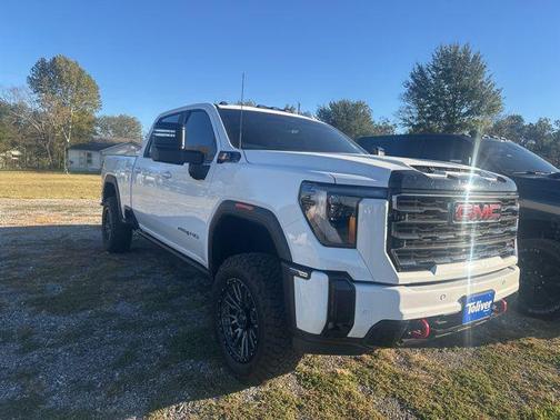 2025 GMC Sierra 2500 AT4