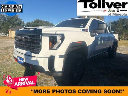 2025 GMC Sierra 2500 AT4