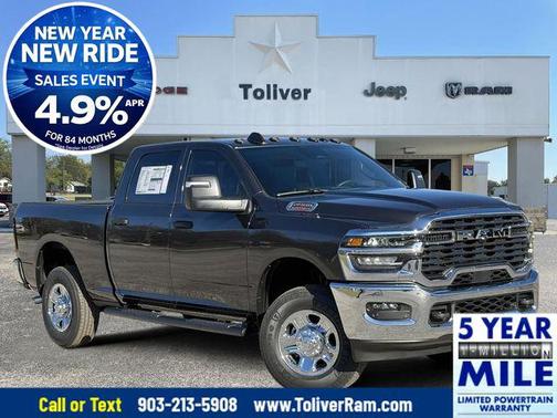 2026 RAM 2500 Tradesman Crew Cab 4x4 6'4' Box