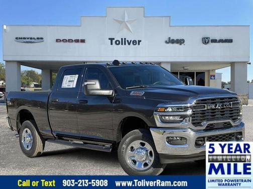2026 RAM 2500 Tradesman Crew Cab 4x4 6'4' Box