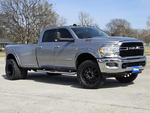 2019 RAM 3500 Big Horn Crew Cab 4x4 8' Box